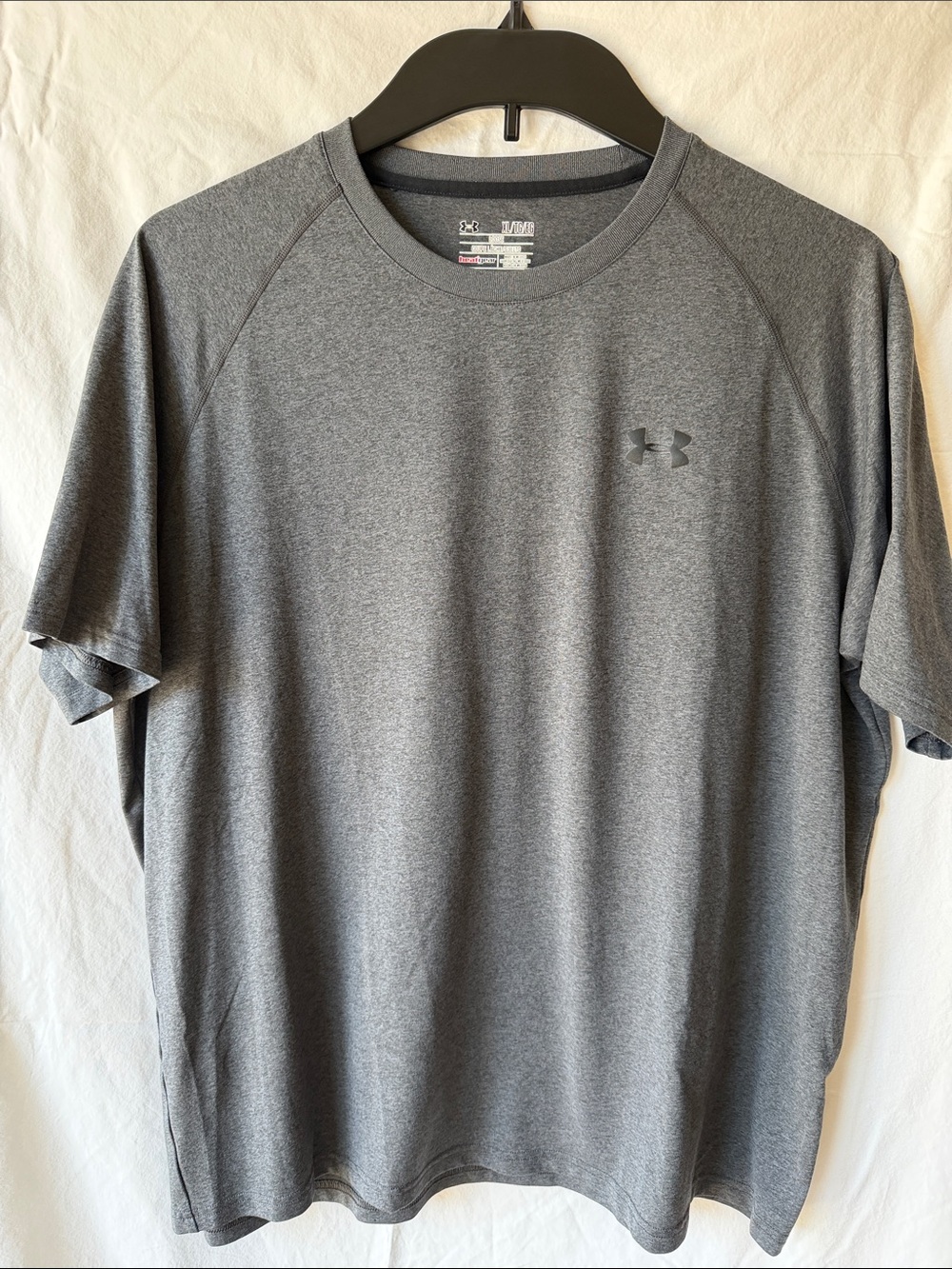 Under Armour Men's Heather Gray Athletic Crew Neck Tee
